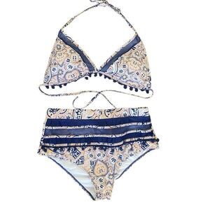 Shade and Shore Two Piece Boho Swimsuit. Size Large.
